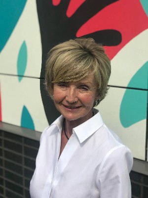 Sally Stang